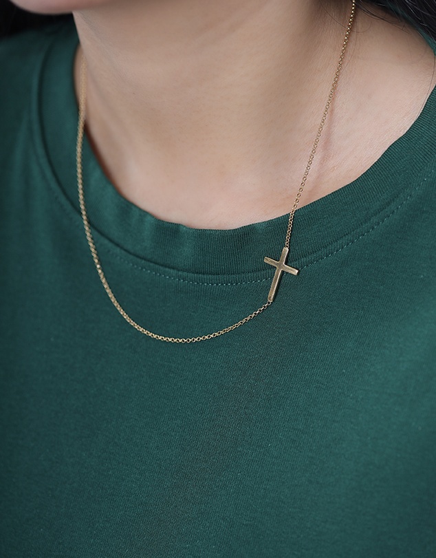 Elli Jewelry - Cross Pendant Necklace in Gold-Plated 925 Silver