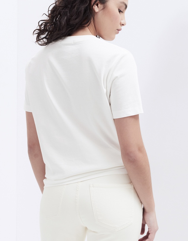 UNISON - The Classic Crew Tee
