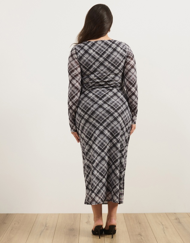 Atmos&Here Curvy - Ada Check Printed Mesh Long Sleeve Dress