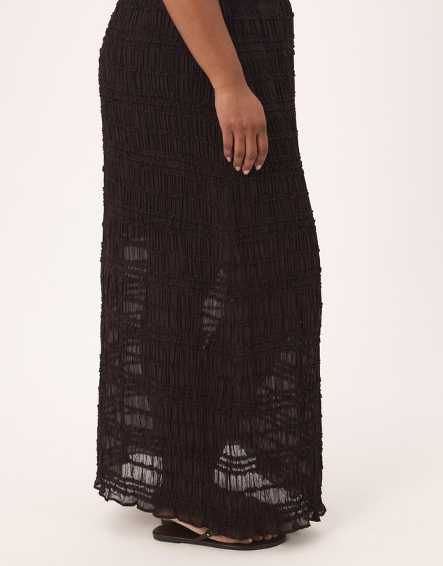 Atmos&Here Curvy - Cleo Smocked Maxi Skirt With Tie Waist