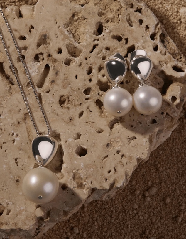Najo - Islander Silver Pearl Earring