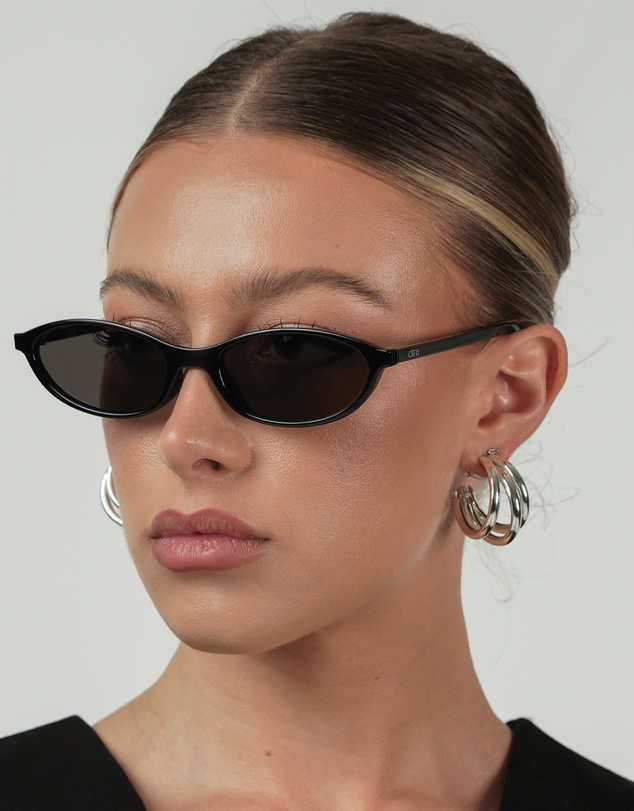 Otra Eyewear  - Hazel - Black