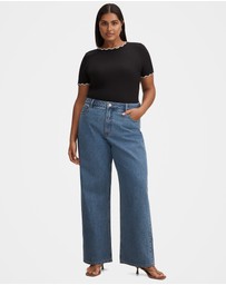 Forever New Curve - Rebecca Curve Scallop Trim T-shirt