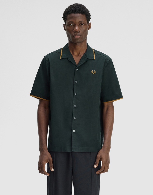 Fred Perry - Tipped Collar Shirt