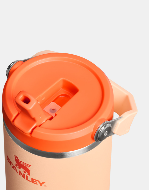 Stanley 1913 - The IceFlow™ Flip Straw Tumbler 30oz