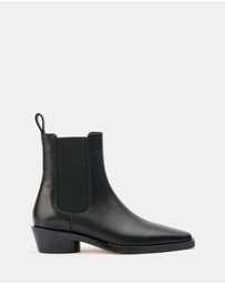 Alias Mae - Remy Boots