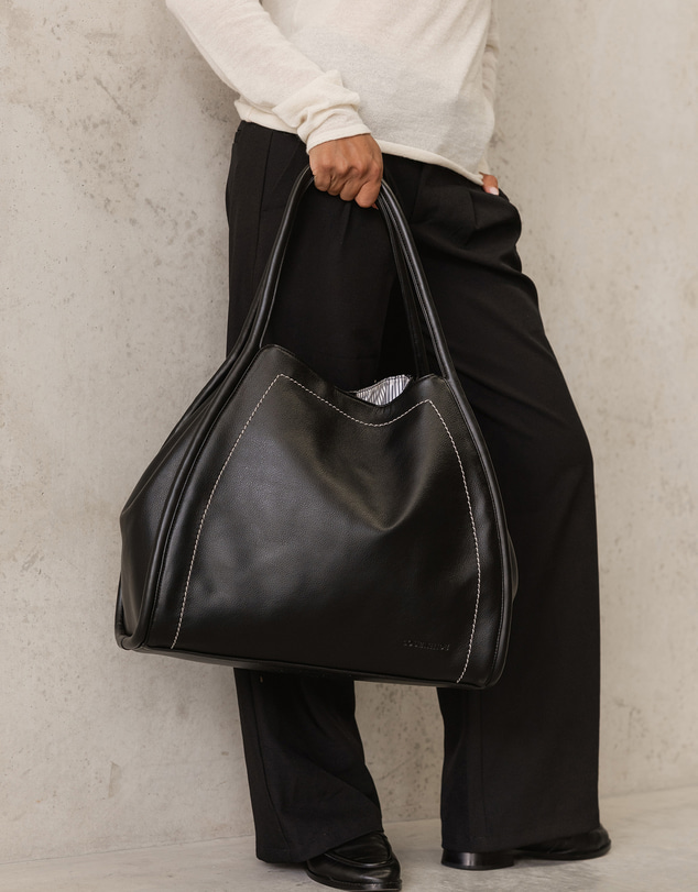 Louenhide - Sutton Shoulder Bag
