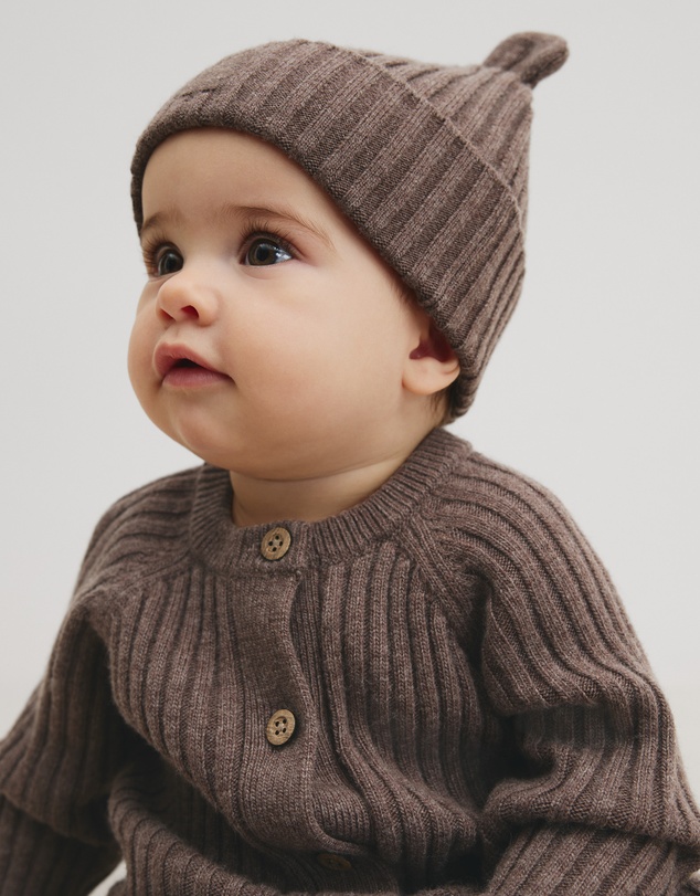 Country Road - Bear Rib Beanie