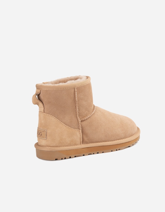 Ozwear Connection Uggs - Ugg Classic Mini Boots (Water Resistant)