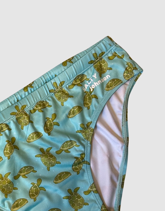Salty Johnson - Turtles Brief