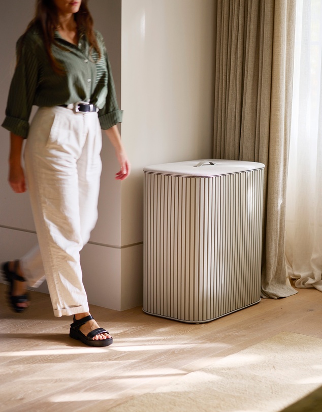 Joseph Joseph - Tota Luxe 90L Easy-Empty Bamboo Laundry Basket (Ecru)
