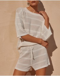 Seven Wonders - Samia Short
