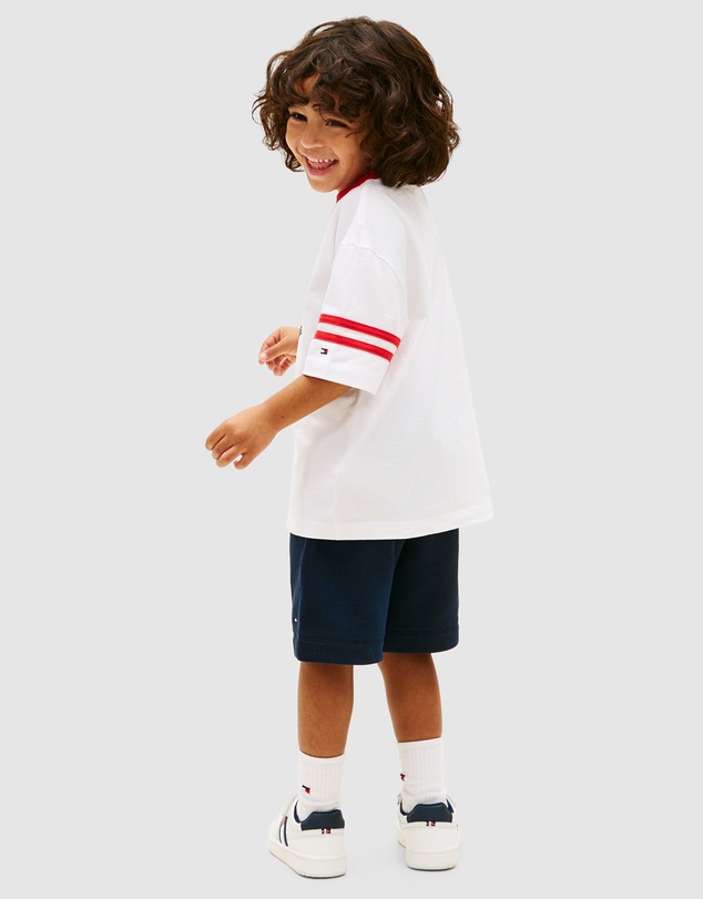 Tommy Hilfiger - Wavy Flag Graphic T-Shirt And Sweat Shorts Set - Kids