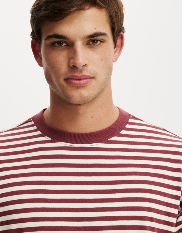 Cotton On - Box Fit T-Shirt