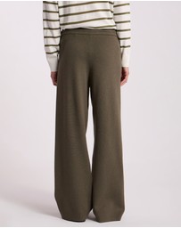 David Lawrence - Velma Crop Knit Pants
