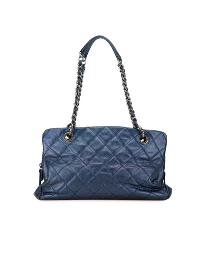 Pre-Loved by Azura Reborn - Pre-Loved chanel Quilted Leather Chain Bag