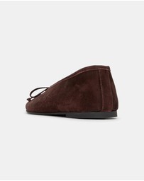 ARKET - Suede Ballerina