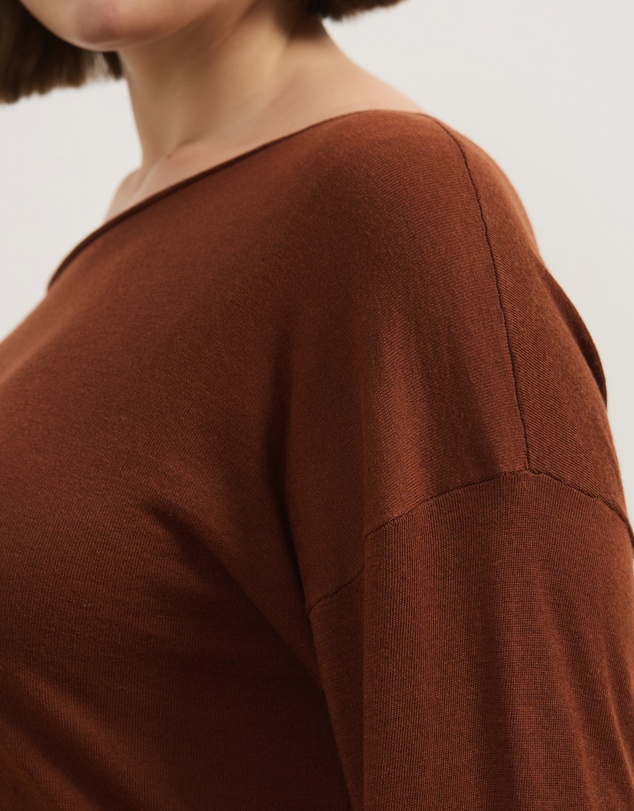 Atmos&Here Curvy - Della Off Shoulder Fine Knit Top