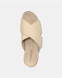 Vionic - Leticia Wedge Sandal - Semolina