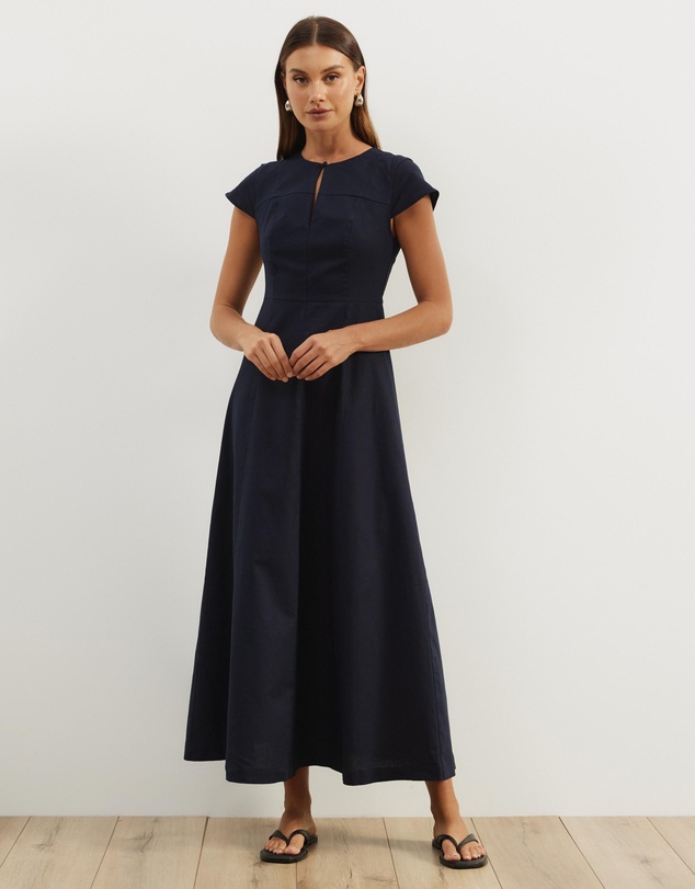 Atmos&Here - Lorry Keyhole Linen Blend Maxi Dress
