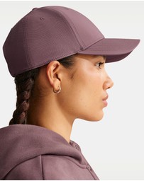 Nike - Nike Dri-FIT Club Structured Metal Logo Cap