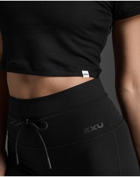 2XU - Fluid Ribbed Crop Tee