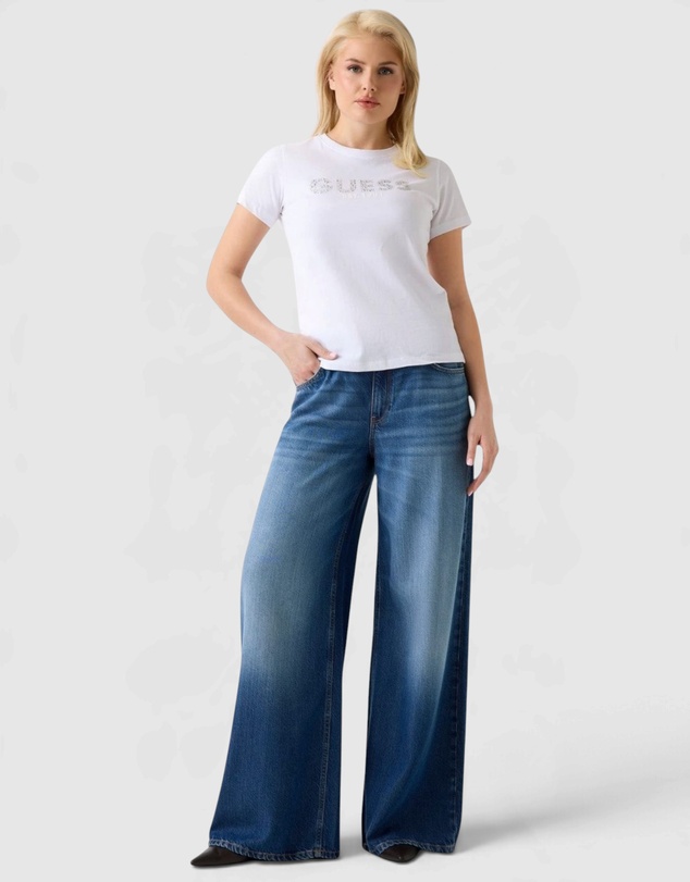 GUESS - Eco Studs Script T-Shirt