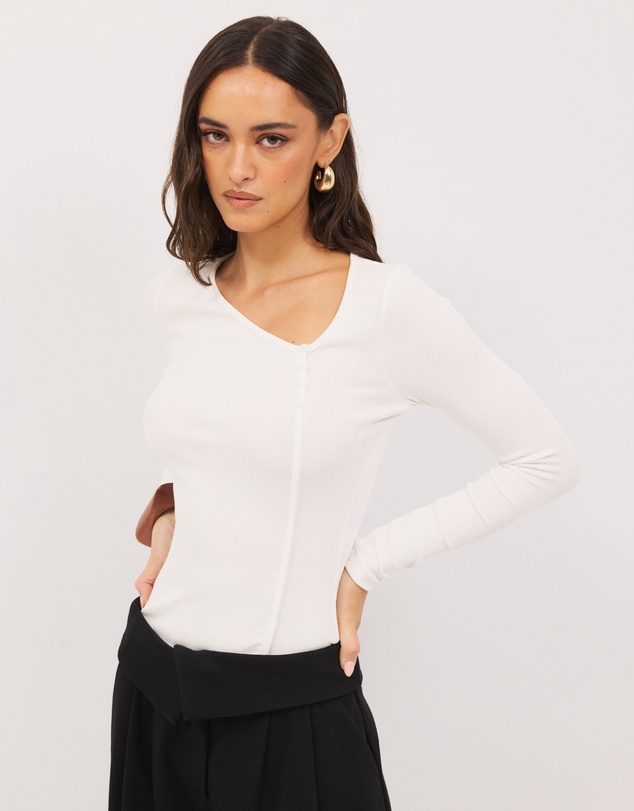 Calli - Logan Cut Out Top