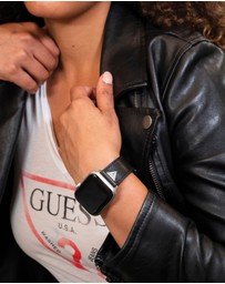 GUESS - Guess Apple Band - Triangle Plaque Black Leather 38/40/41mm
