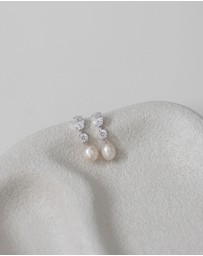 The White Collection - Poppy - Freshwater Silver Pearl Bridal Earrings