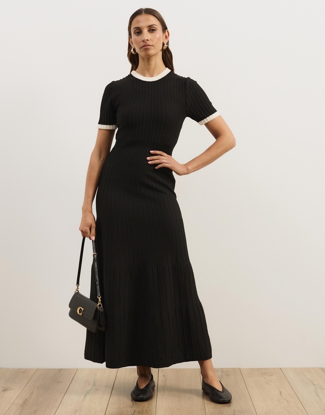 Atmos&Here - Kendra Contrast Knit Midi Dress