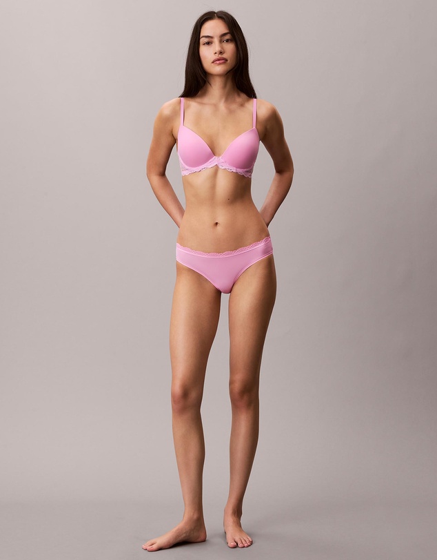 Calvin Klein - Sensual Stretch Lace Lift Demi Bra