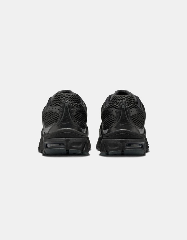 Nike - Air Max Moto 2K - Men's