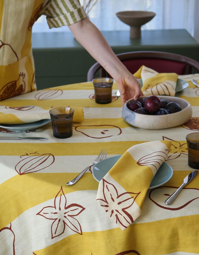 Mosey Me - Winter Fruit Napkin Set
