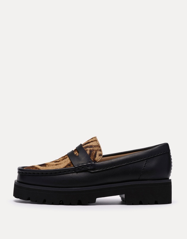 Clarks - Yukoner Penny (W) Black/Animal Print