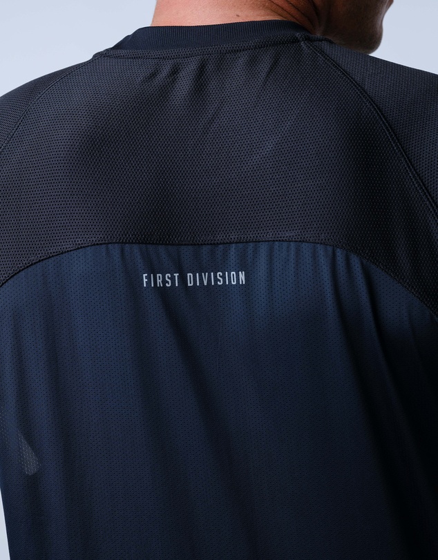 First Division - Aero Tank