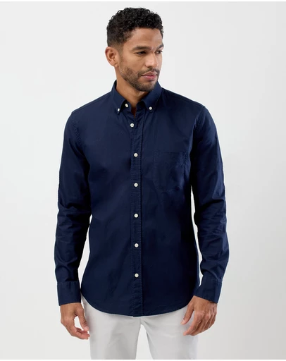 Wayver - The Button-Down Oxford Shirt