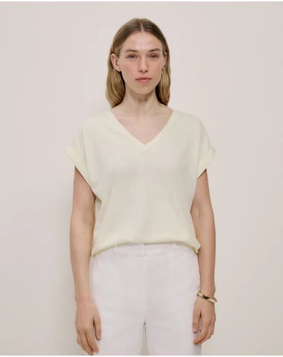 Trenery - Linen Cotton V Neck T-shirt in Faint Yellow