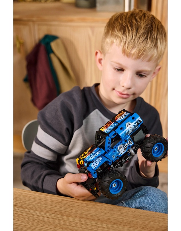 LEGO - 42219 Monster Jam Grave Digger Fire and Ice