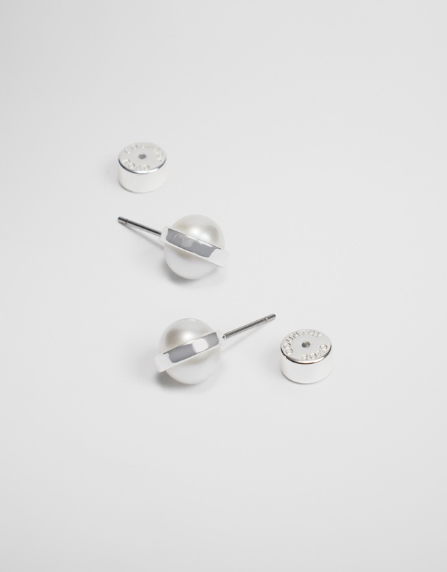 Country Road - Pearl Stud Earring