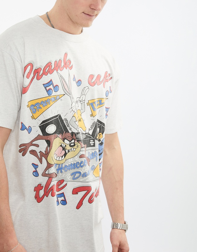 Vintage by The Real Deal - Pre Loved - 90s Looney Tunes x UCLA Tee
