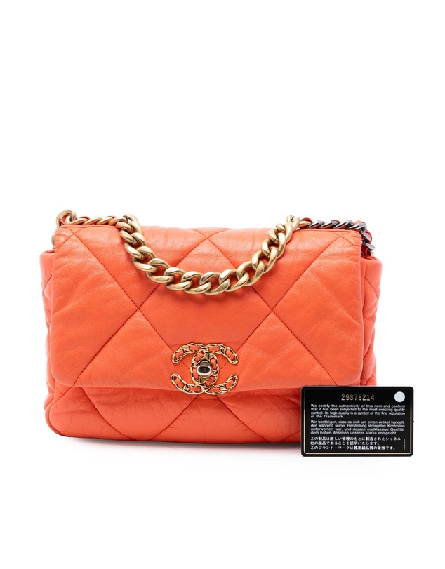 Pre-Loved by Azura Reborn - Pre-Loved Medium Lambskin 19 Flap