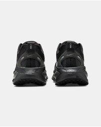 Nike - Vomero 18 - Men's