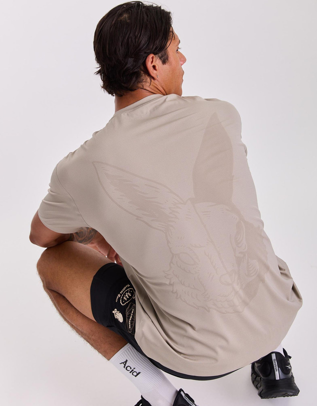Acid Running - Hare Tech Tee - ICONIC EXCLUSIVE