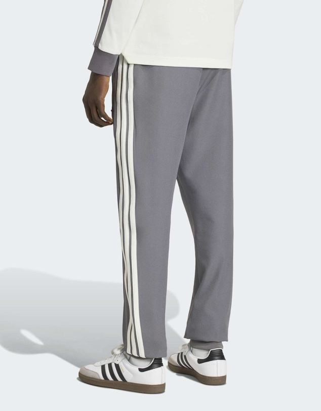 adidas Performance - MERCEDES - AMG PETRONAS FORMULA 1 TEAM SILVER ARROWS ICON TRACK PANT MEN Mens
