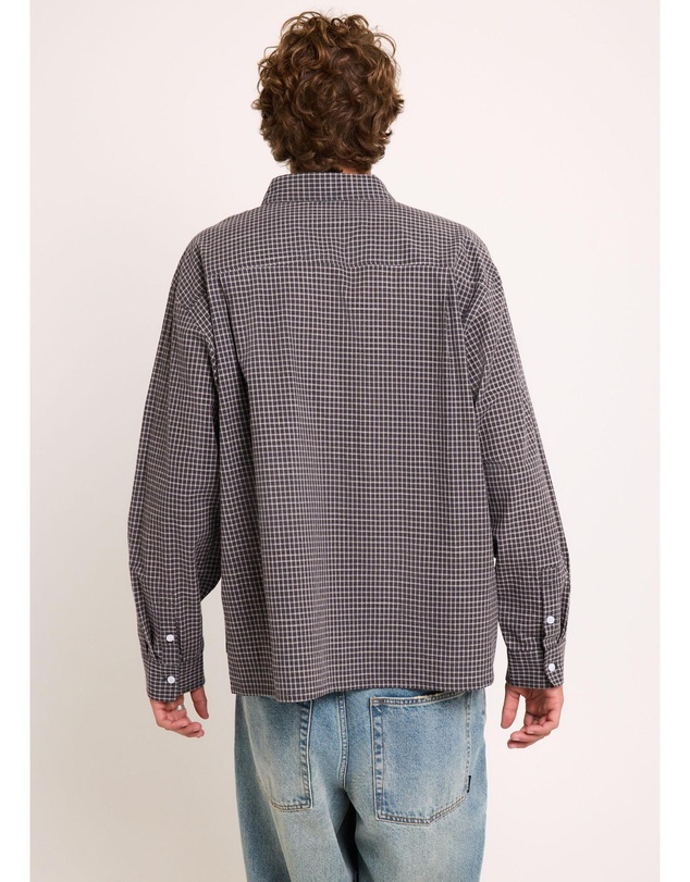 Standard - Spines Long Sleeve Shirt