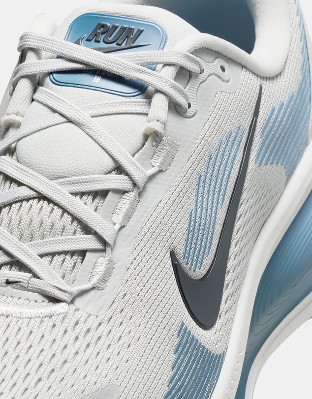 Nike - Nike Vomero 18 - Men's