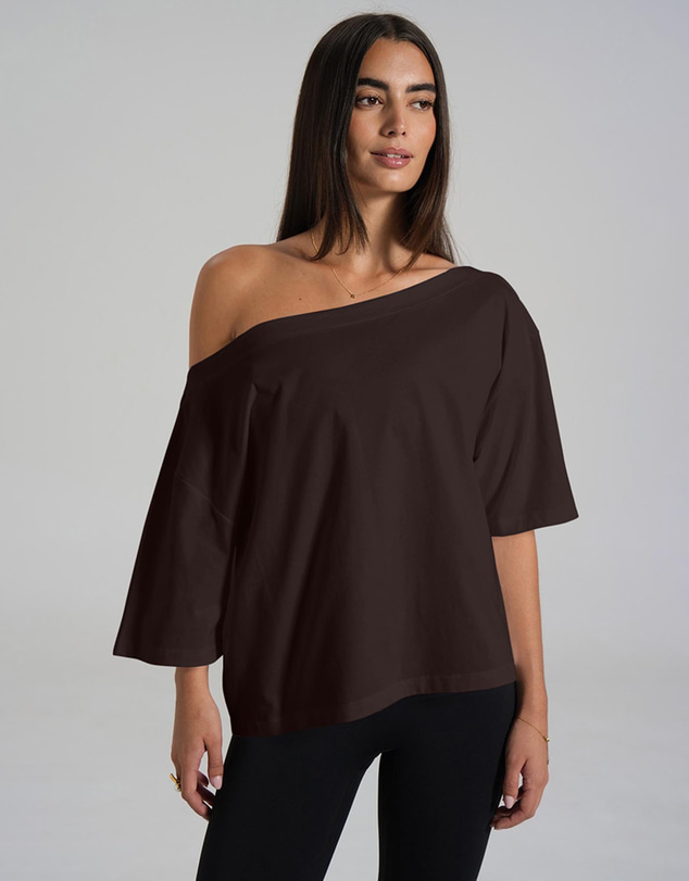 Leelo Active - Off Shoulder Cotton Tee