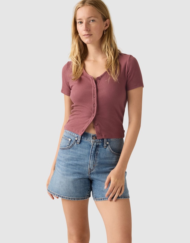 Levi's - Cinch Mid-Thigh Shorts