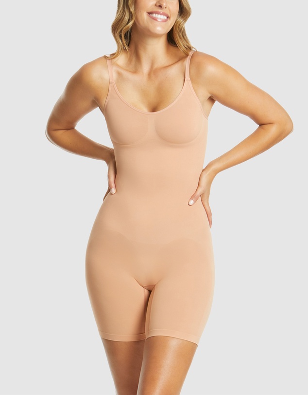 Ambra - Killer Curves Shape Suit